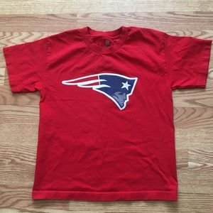 Boys Patriots red T-shirt size 10-12